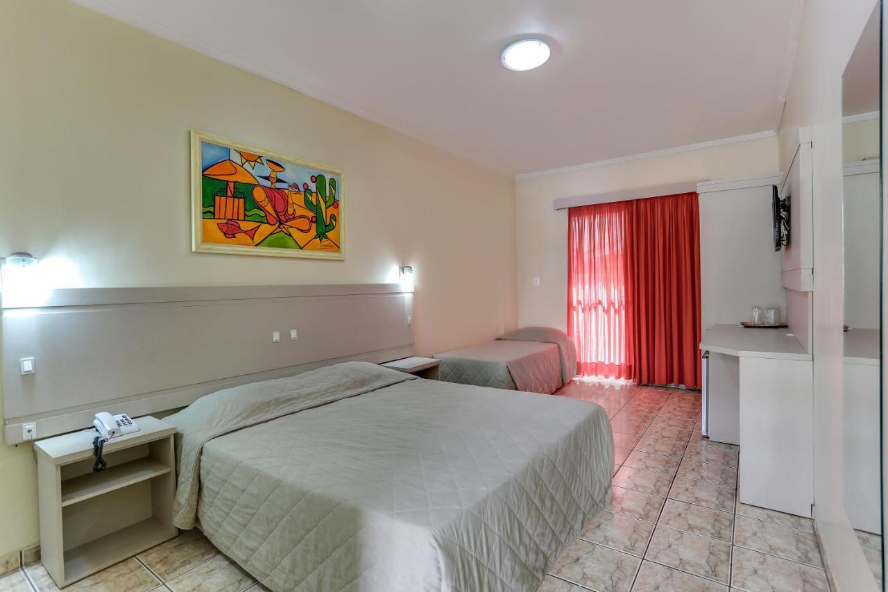 Hotel Beira Mar Itapema Esterno foto